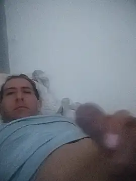 Snapshot of Alexand1999 chatting on 11-16-25, 01:39 Alexand1999 online show from 11-16-25, 01:39