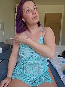 Chaudesquirt online show from 03-31-26, 09:21