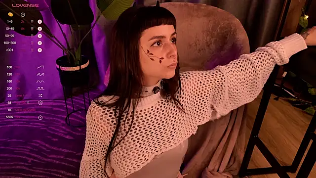 MichaellaMoon online show from 12-15-24, 09:20