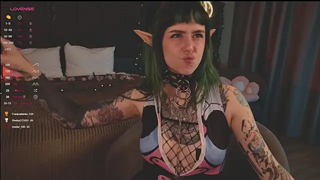 MichaellaMoon online show from 03-21-25, 09:12