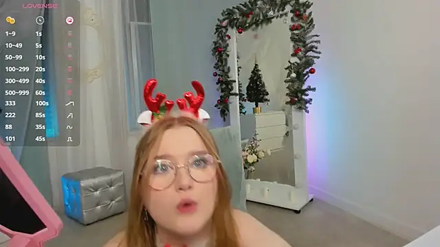 Snapshot of bonnie_wright chatting on 12-25-24, 07:13 bonnie wright online show from 12-25-24, 07:13