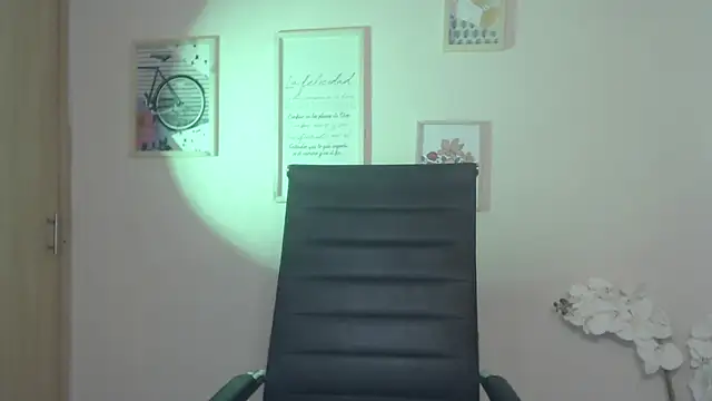 lucy diiaz online show from 01-29-25, 11:46