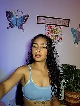 Snapshot of lali2gab chatting on 06-25-26, 11:42 lali2gab online show from 06-25-26, 11:42