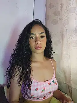 Snapshot of lali2gab chatting on 07-31-26, 11:04 lali2gab online show from 07-31-26, 11:04