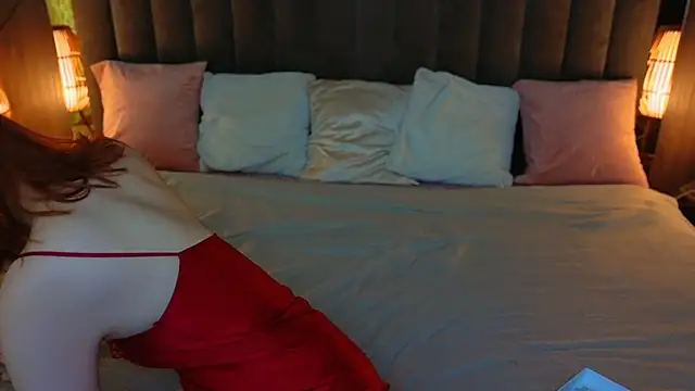 Snapshot of Sasha_Exclusive chatting on 11-06-25, 09:32 Sasha Exclusive online show from 11-06-25, 09:32