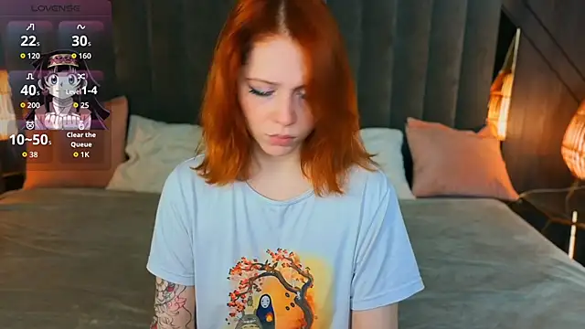 Snapshot of Sasha_Exclusive chatting on 11-14-25, 02:05 Sasha Exclusive online show from 11-14-25, 02:05