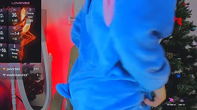 Dolly  Queen  online show from 12-13-24, 02:32