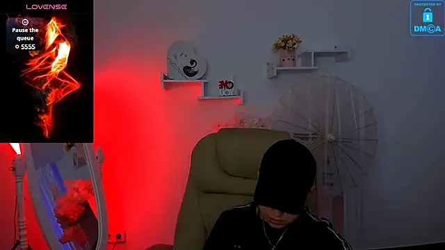 Dolly  Queen  online show from 01-27-25, 11:54