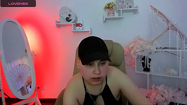 Dolly  Queen  online show from 03-04-25, 11:22