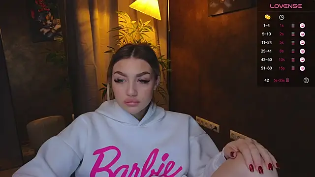 Ella Milla online show from 01-06-25, 11:29