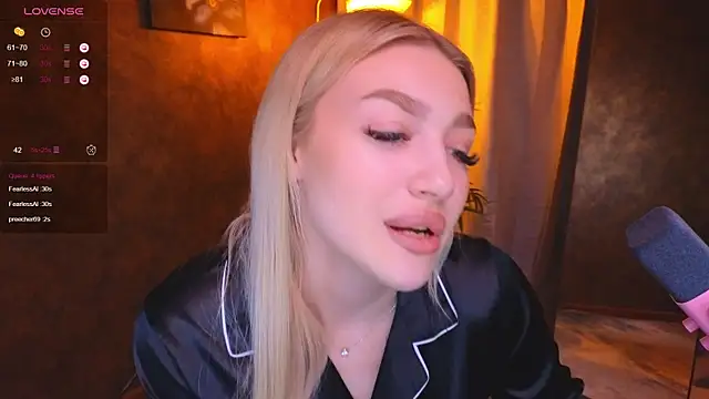 Ella Milla online show from 01-14-25, 12:14