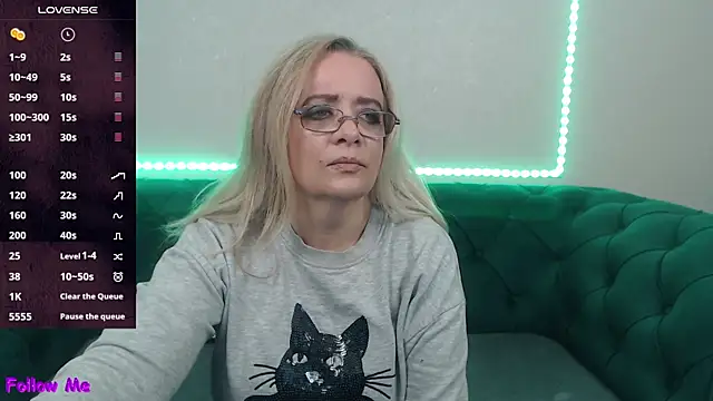 IvanaCharm online show from 10-05-25, 03:38