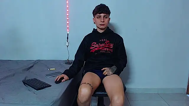 mikecoper 23 online show from 09-15-25, 02:50