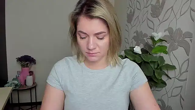 MariaSttone online show from 10-23-25, 09:30