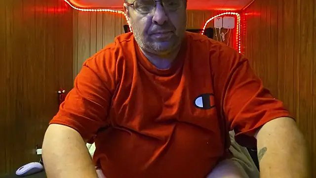 Snapshot of Black_Venom999 chatting on 12-29-24, 02:06 Black Venom999 online show from 12-29-24, 02:06
