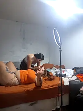 Naturalmenteyoo online show from 03-04-26, 01:11