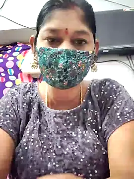 Snapshot of Bangarupapa chatting on 01-07-25, 04:37 Bangarupapa online show from 01-07-25, 04:37