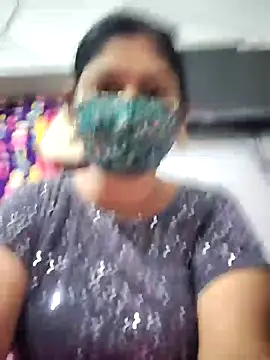 Snapshot of Bangarupapa chatting on 01-07-25, 10:19 Bangarupapa online show from 01-07-25, 10:19