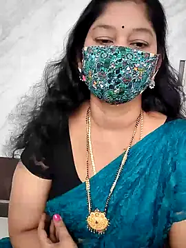Snapshot of Bangarupapa chatting on 01-09-25, 06:27 Bangarupapa online show from 01-09-25, 06:27