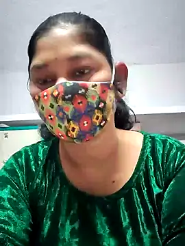 Snapshot of Bangarupapa chatting on 01-11-25, 05:52 Bangarupapa online show from 01-11-25, 05:52
