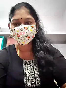 Snapshot of Bangarupapa chatting on 02-07-25, 04:37 Bangarupapa online show from 02-07-25, 04:37