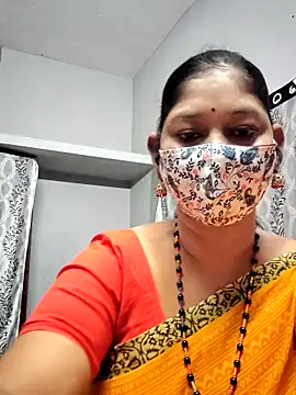 Snapshot of Bangarupapa chatting on 02-11-25, 03:18 Bangarupapa online show from 02-11-25, 03:18
