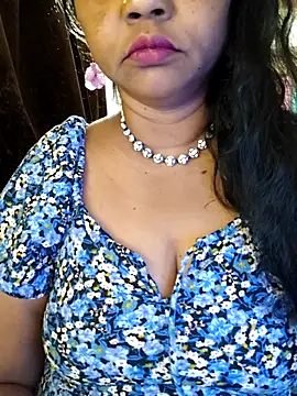 Snapshot of Bangarupapa chatting on 06-18-26, 04:46 Bangarupapa online show from 06-18-26, 04:46