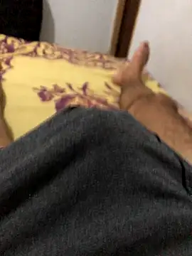 Snapshot of Bigdick_pedro chatting on 09-21-25, 02:46 Bigdick pedro online show from 09-21-25, 02:46