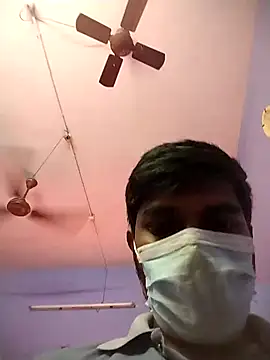 Tamilandteluguboy14 online show from 01-10-25, 07:04