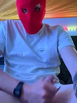 Snapshot of Timon1510 chatting on 12-15-25, 10:58 Timon1510 online show from 12-15-25, 10:58