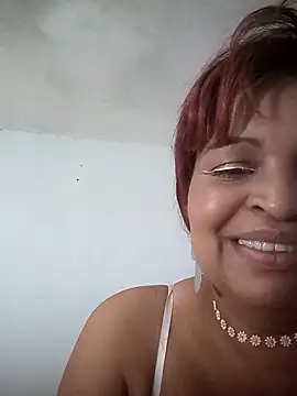 Snapshot of _violetta_- chatting on 02-20-25, 12:30 violetta - online show from 02-20-25, 12:30