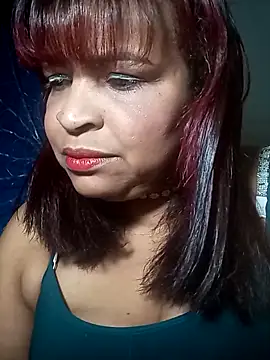 Snapshot of _violetta_- chatting on 02-23-25, 02:57 violetta - online show from 02-23-25, 02:57