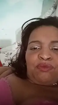 Snapshot of _violetta_- chatting on 02-26-25, 10:09 violetta - online show from 02-26-25, 10:09