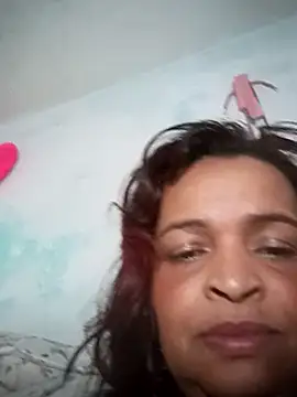 Snapshot of _violetta_- chatting on 03-07-25, 01:42 violetta - online show from 03-07-25, 01:42