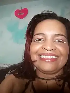 Snapshot of _violetta_- chatting on 03-11-25, 08:42 violetta - online show from 03-11-25, 08:42