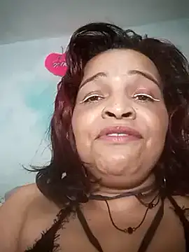 Snapshot of _violetta_- chatting on 03-11-25, 11:48 violetta - online show from 03-11-25, 11:48