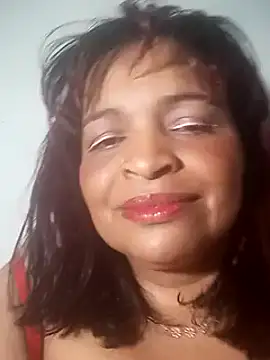 Snapshot of _violetta_- chatting on 03-16-25, 09:37 violetta - online show from 03-16-25, 09:37