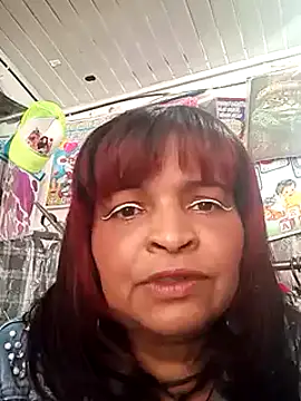 Snapshot of _violetta_- chatting on 03-19-25, 06:44 violetta - online show from 03-19-25, 06:44