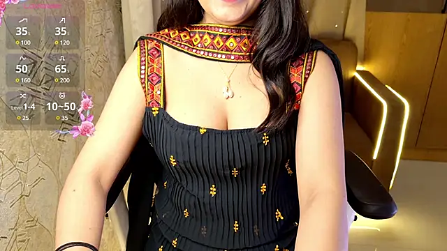 Snapshot of Punjabi_Queen1 chatting on 12-15-24, 06:59 Punjabi Queen1 online show from 12-15-24, 06:59