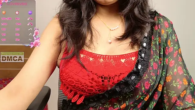 Snapshot of Punjabi_Queen1 chatting on 10-06-25, 03:53 Punjabi Queen1 online show from 10-06-25, 03:53