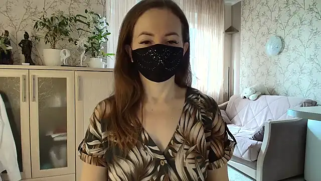 Snapshot of MilfeaN chatting on 05-15-26, 05:03 MilfeaN online show from 05-15-26, 05:03