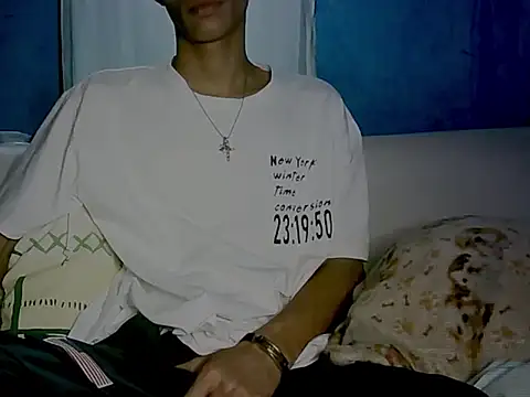 Snapshot of Key_198 chatting on 12-19-24, 03:29 Key 198 online show from 12-19-24, 03:29