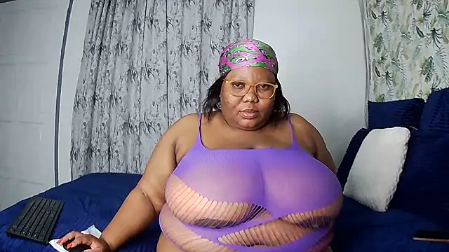 DAIRYBELLELIZxx online show from 06-03-26, 09:09