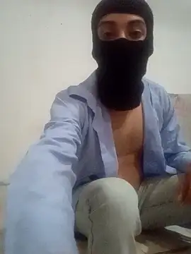 Snapshot of motoboysafd chatting on 01-09-26, 09:01 motoboysafd online show from 01-09-26, 09:01