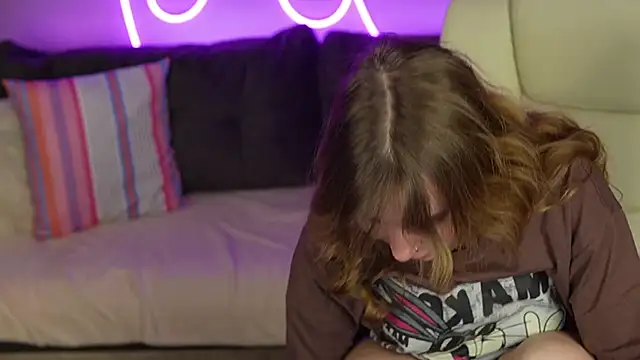 JennyyLuv online show from 11-17-25, 03:45