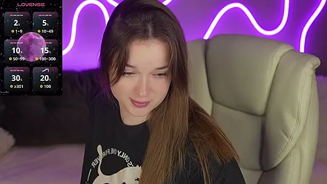 DonnaLustt online show from 11-10-25, 01:48