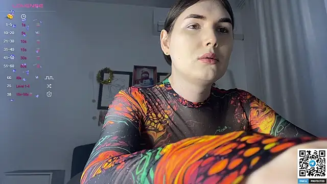 Snapshot of Maria_Bowie chatting on 01-16-25, 07:28 Maria Bowie online show from 01-16-25, 07:28