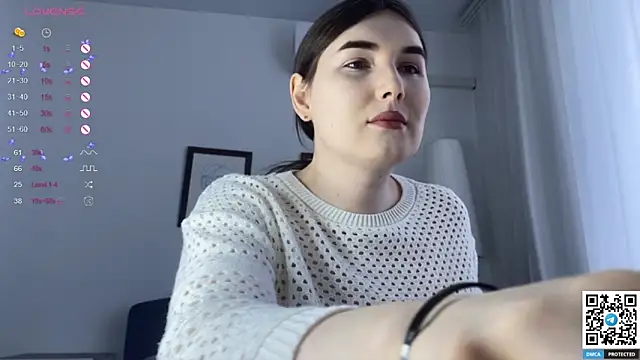 Snapshot of Maria_Bowie chatting on 02-14-25, 08:52 Maria Bowie online show from 02-14-25, 08:52