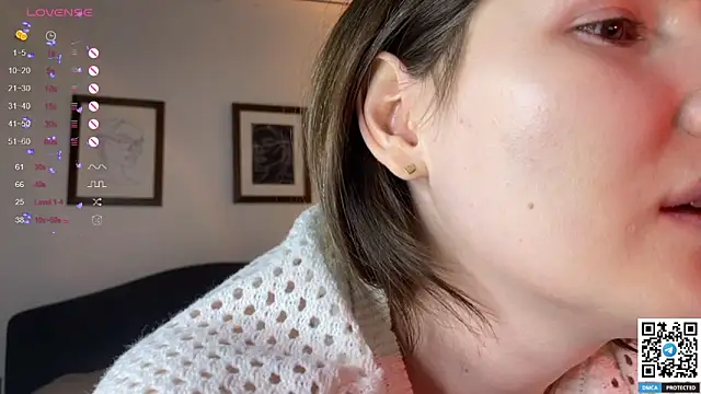 Snapshot of Maria_Bowie chatting on 03-14-25, 11:11 Maria Bowie online show from 03-14-25, 11:11