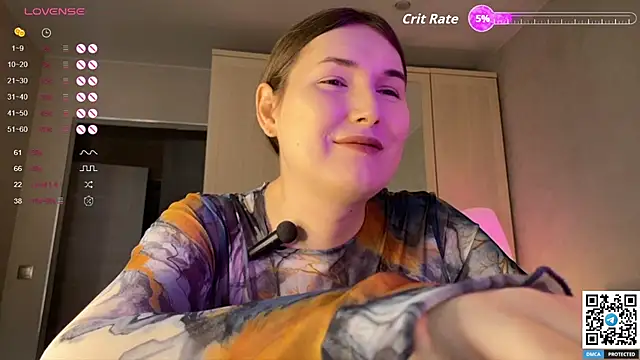 Snapshot of Maria_Bowie chatting on 09-26-25, 08:07 Maria Bowie online show from 09-26-25, 08:07